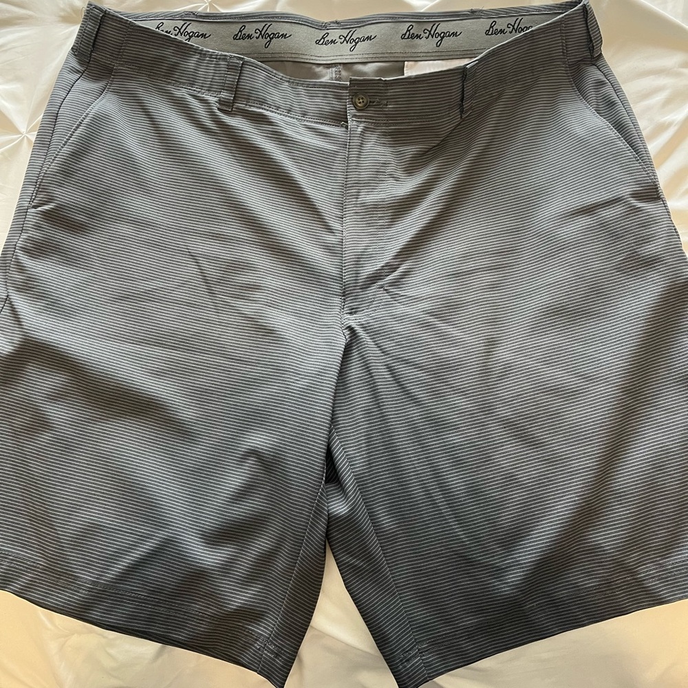 Men’s shorts. Size 40. Only worn a few times. In perfect condition. Ben Hogan